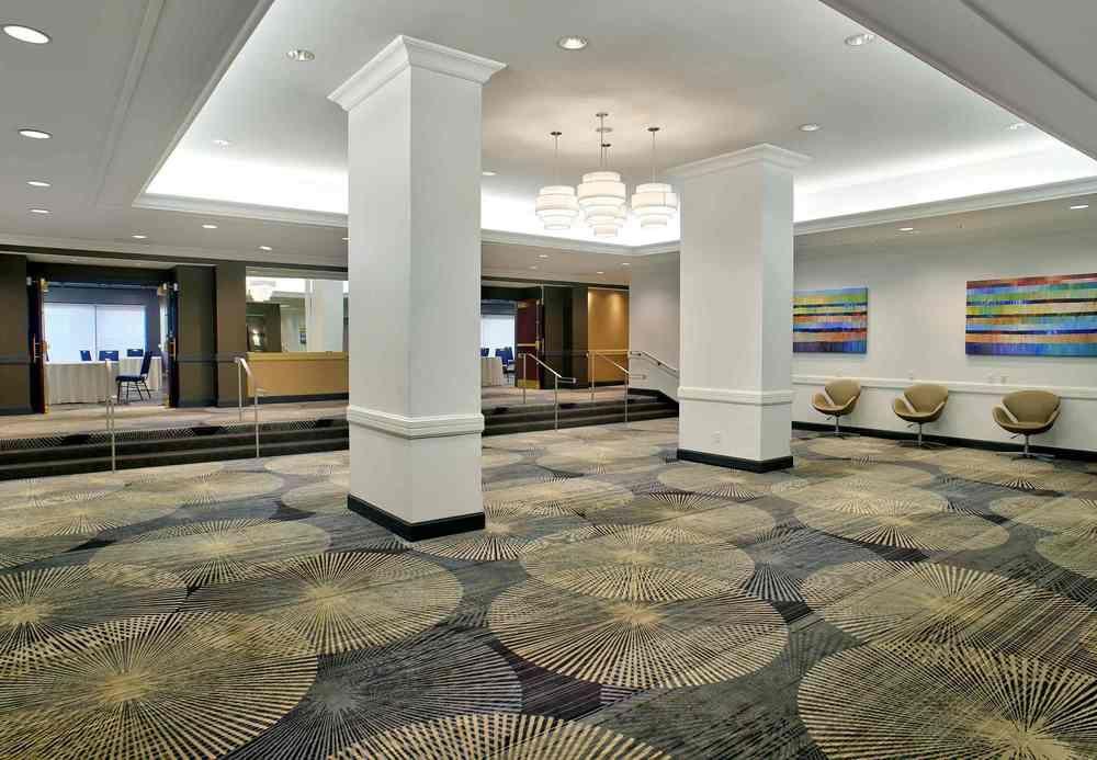 Courtyard By Marriott Toronto Downtown Ξενοδοχείο Εξωτερικό φωτογραφία