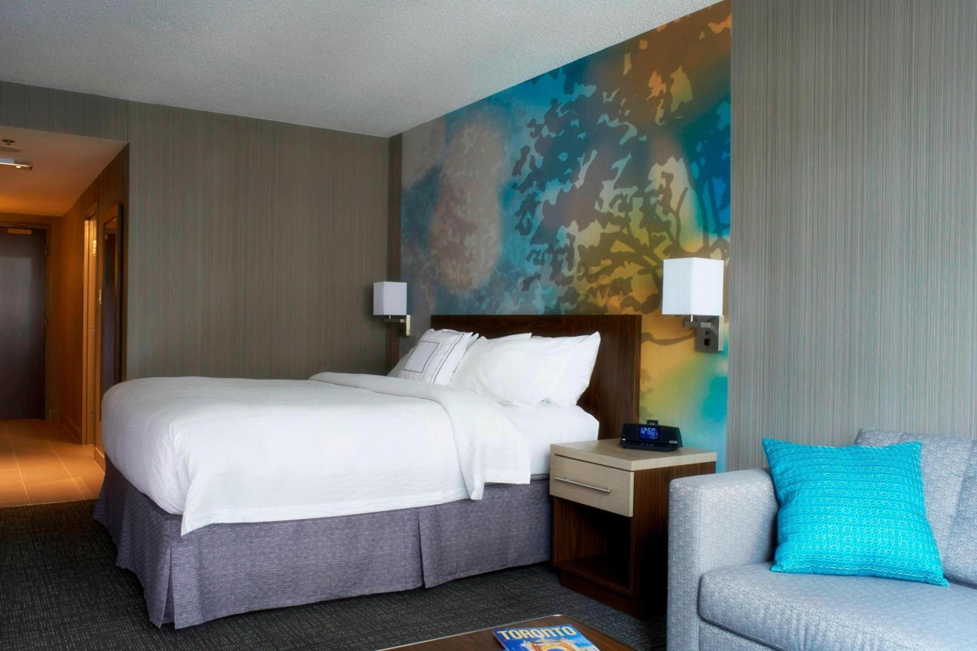 Courtyard By Marriott Toronto Downtown Ξενοδοχείο Εξωτερικό φωτογραφία